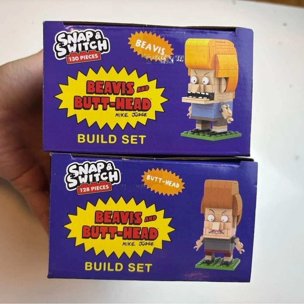Snap & Switch Beavis and Butt-head build sets‎